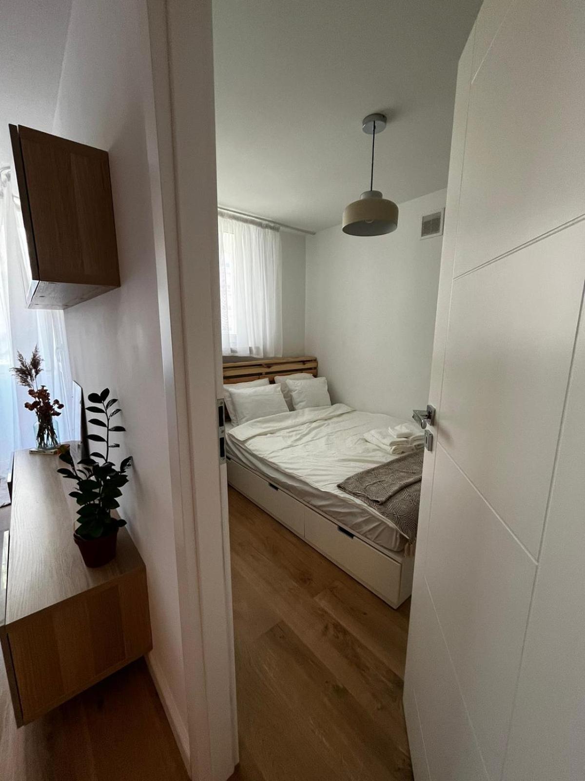 Apartament Mila - Muzeum Polin Appartement Warschau Buitenkant foto